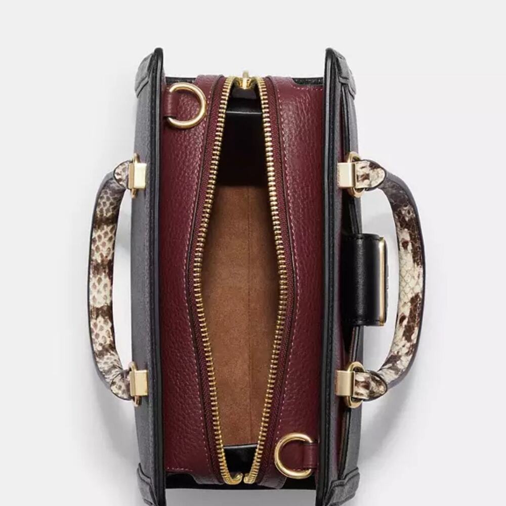 NWT - Coach - Grace Carryall In Signature Canvas - Picture 3 of 5